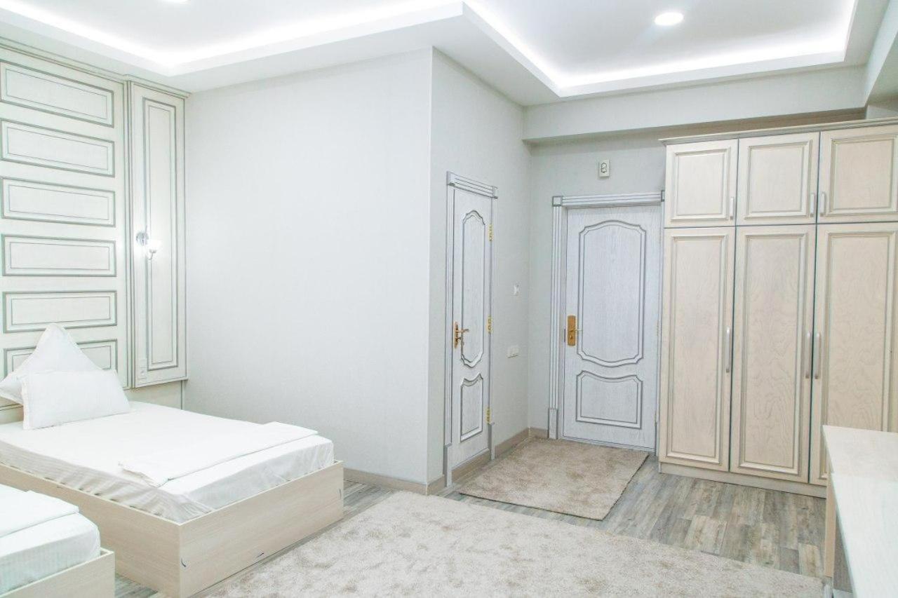 فندق نمنغانفي  Shedevr Plaza المظهر الخارجي الصورة